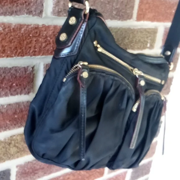 MZ Wallace crossbody or shoulder bag, leather trim red satin inner  liner - Picture 5 of 10